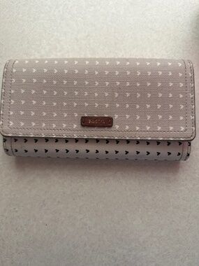 Fossil wallet